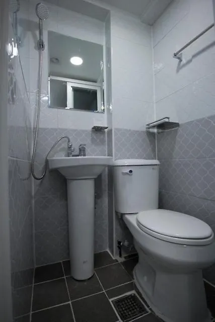 Goodstay Oneroomtel Seul Albergue